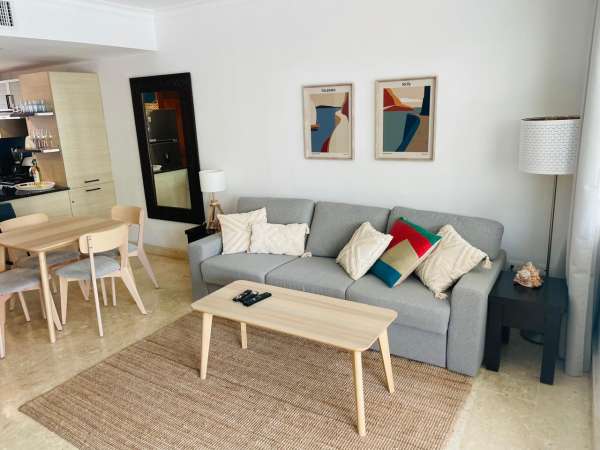 Playa Turquesa Ocean Club ~ 1 Bed 2 Full Bath